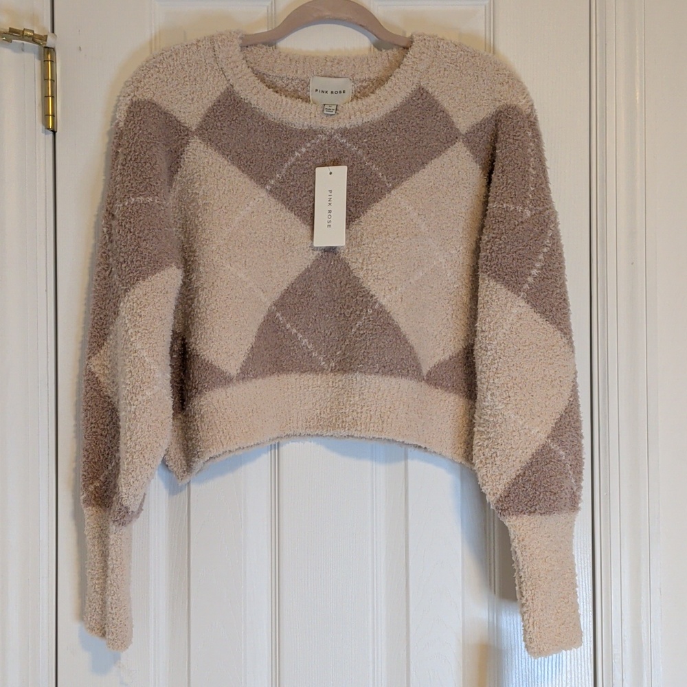 Pink Rose NWT Fuzzy Argyle Sweater Cropped Cozy Eyelash Knit Beige Brown Size M